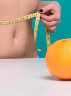 Medición de perímetro abdominal como parte de un programa de nutrición clínica para mejorar la composición corporal en mujeres mayores de 30 años.